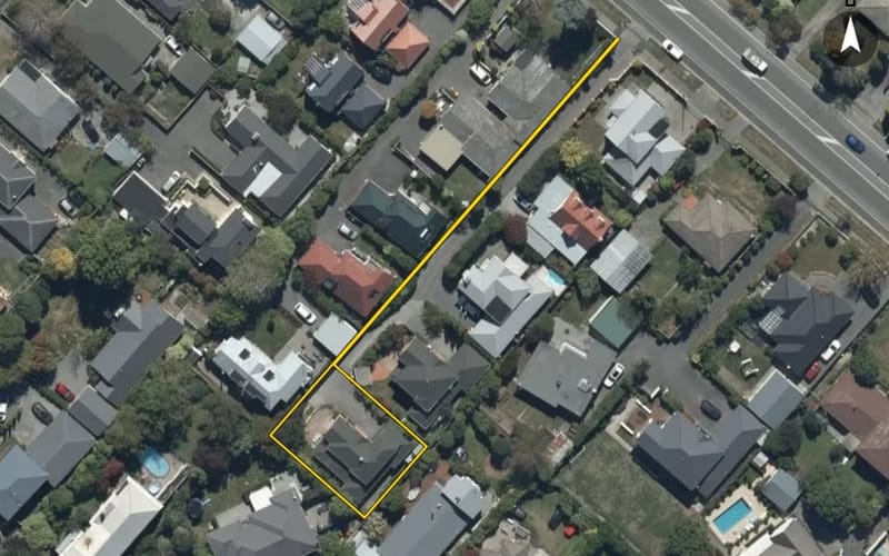 135A Memorial Avenue