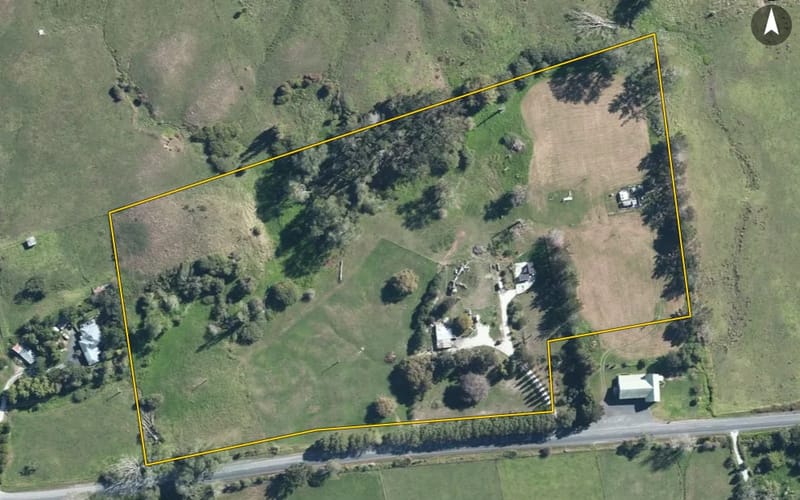 990 Port Albert Road