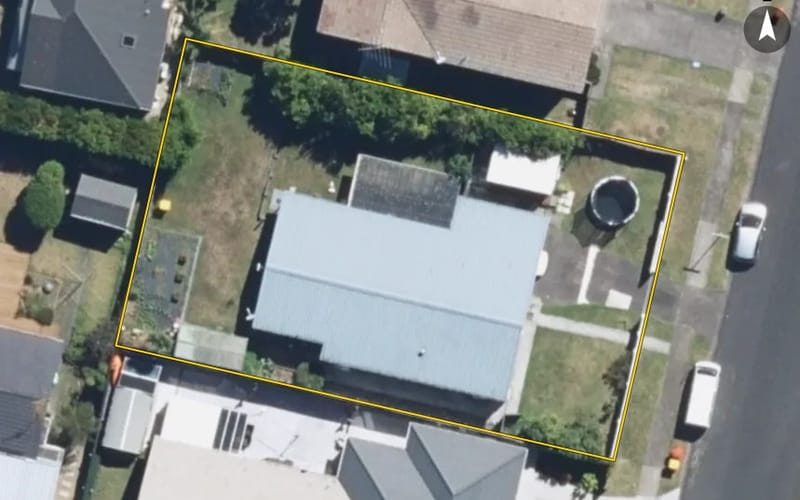 4 Galvan Avenue