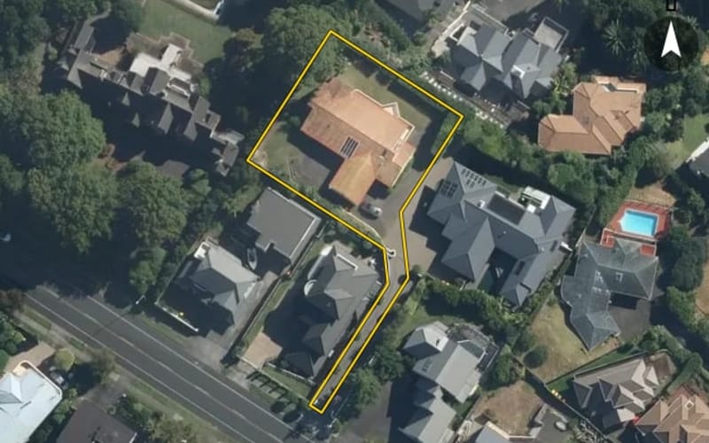 128 MacLeans Road