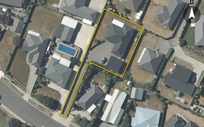 96 Solway Crescent