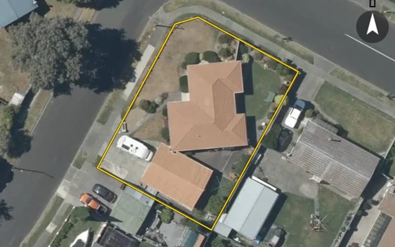 44 Lanark Crescent