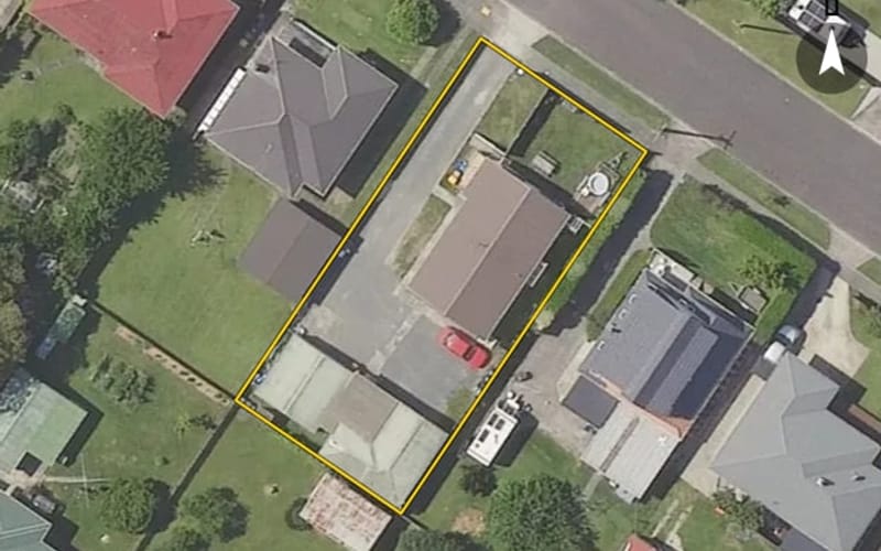 10 Tyrone Street