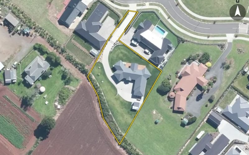 4 Kerr Crescent