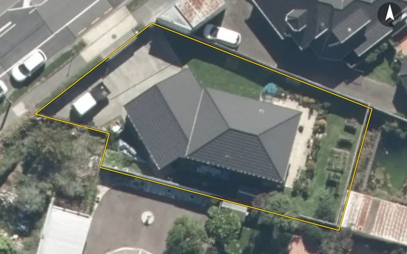 100 Kings Crescent
