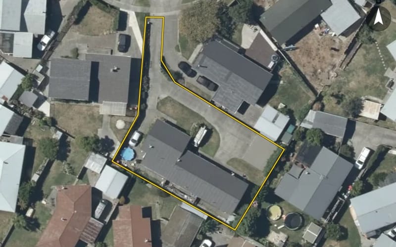 11 Lichfield Crescent