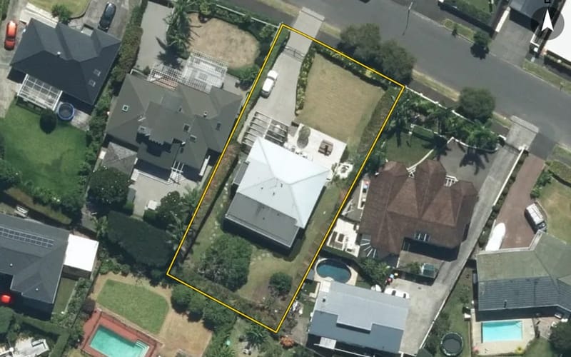 7 Vista Crescent