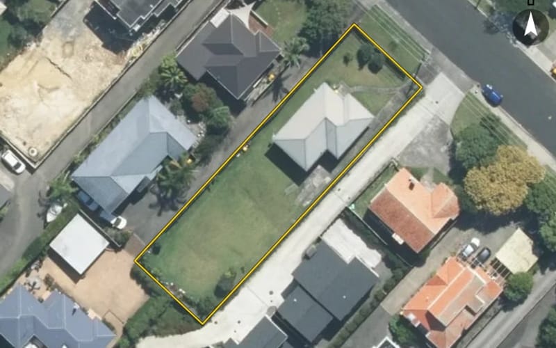 24 Dallinghoe Crescent