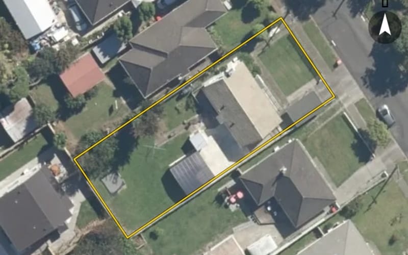 27 Davis Crescent