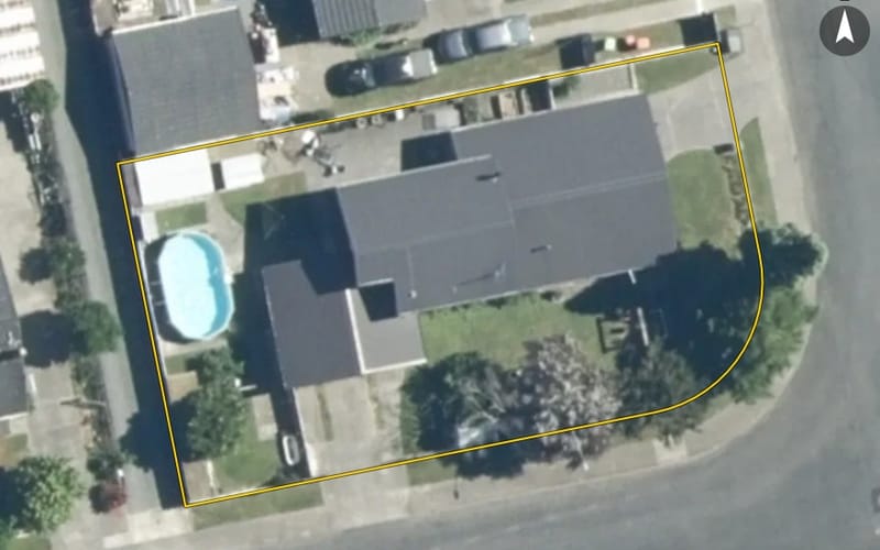 10 Dundee Drive