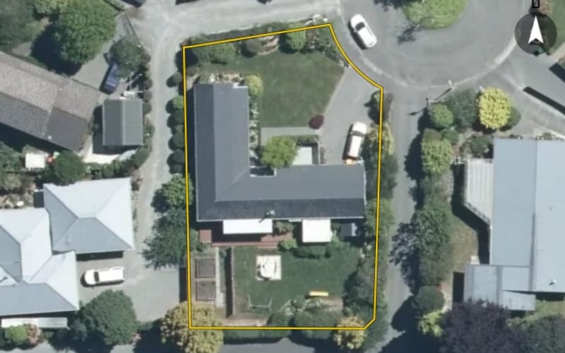 11 Rowan Place