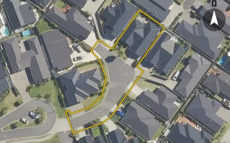 14 Mida Close