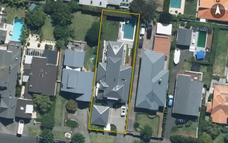 8 Dell Avenue