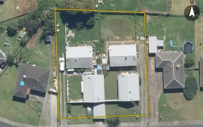 12 Nola Crescent