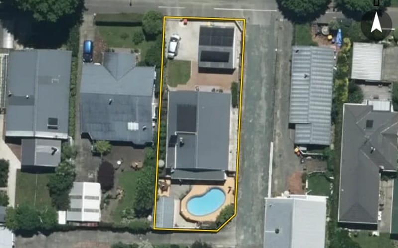 182 Nile Street East