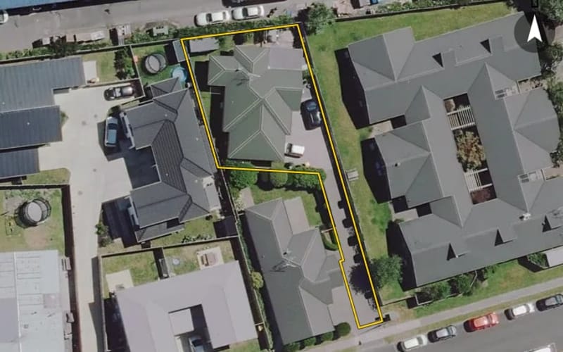 16A Rossiter Place