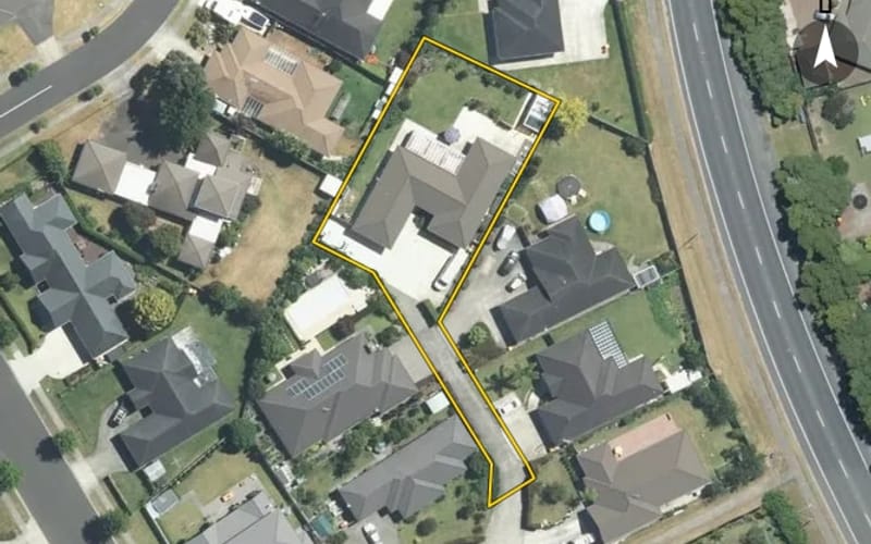 8 Cooladerry Place