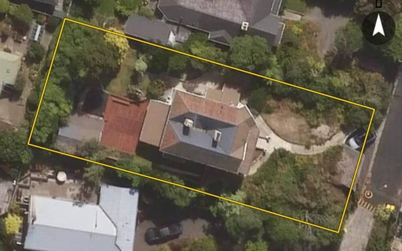32 Bruce Street