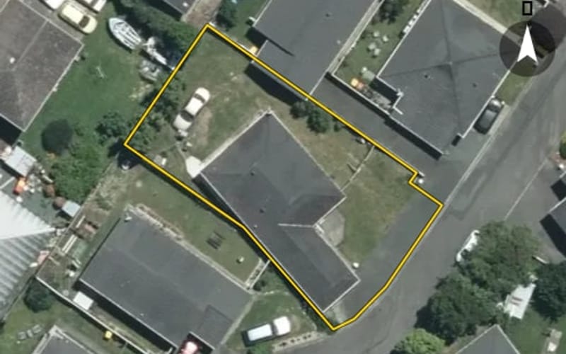 3 Greenslade Way