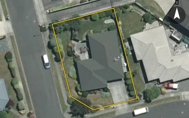 12 Bremner Crescent