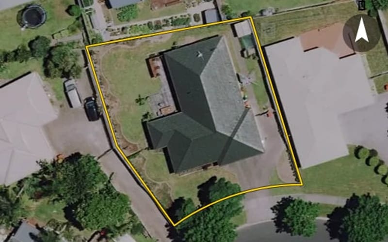 64 Bouverie Crescent