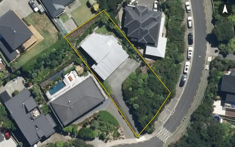 5 McCahon Place
