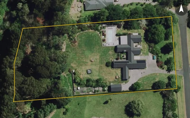 25 Meadowgreen Drive