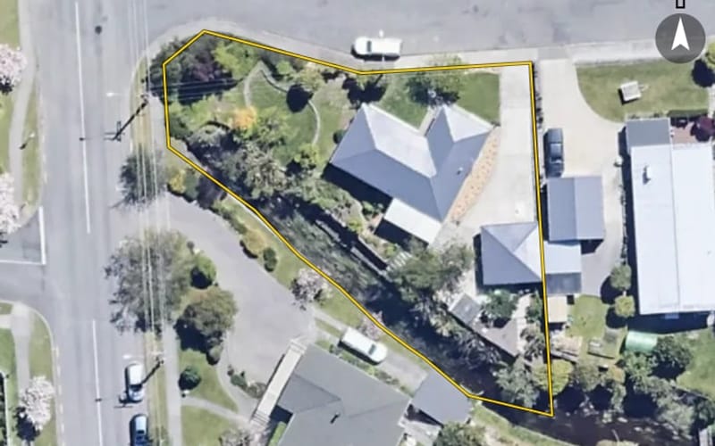 2 Ruthken Crescent