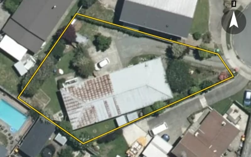 2/12 Cornwall Place