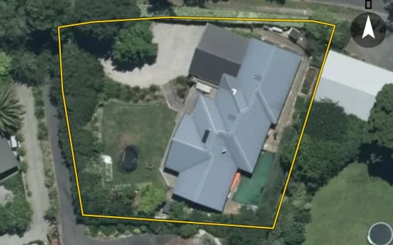 14 Strathaven Place