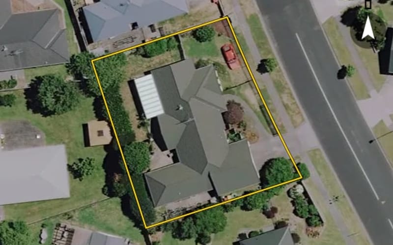 15 Caversham Drive