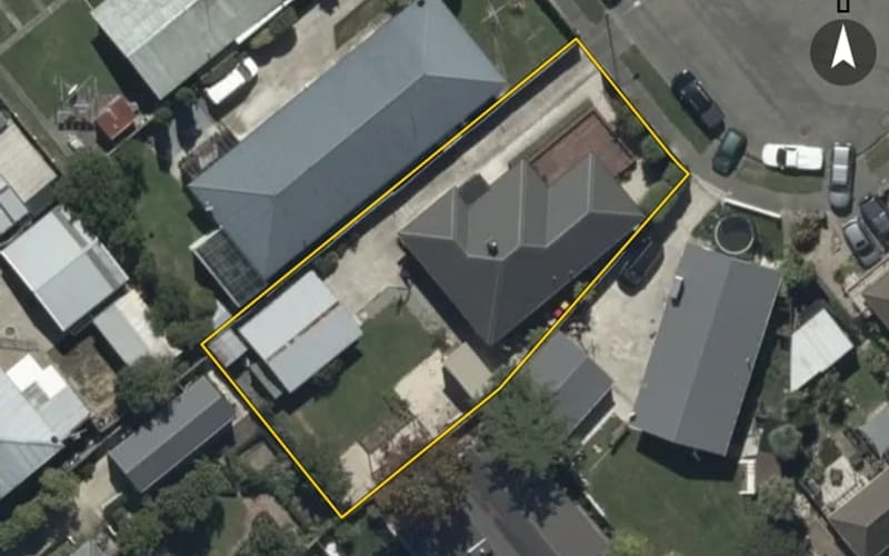 35 Blakehall Place