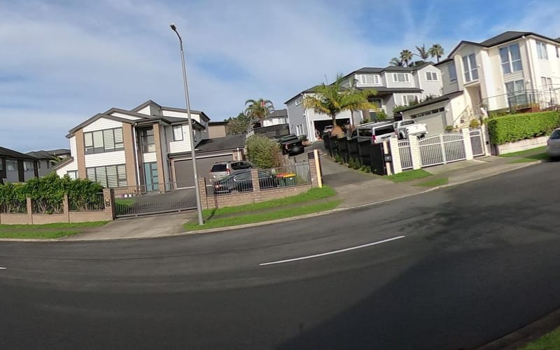 16 Mettam Drive