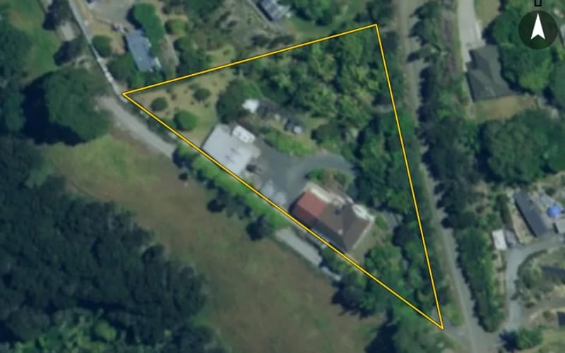 87 Arawhata Road