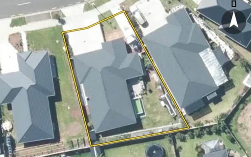 12 Opouatu Avenue