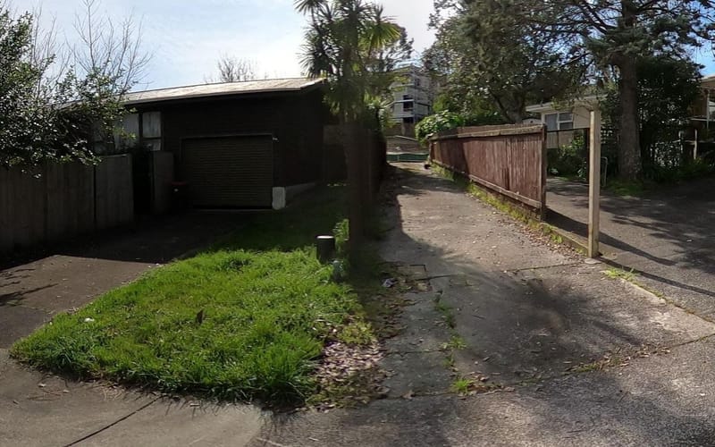 6 Edgewood Way