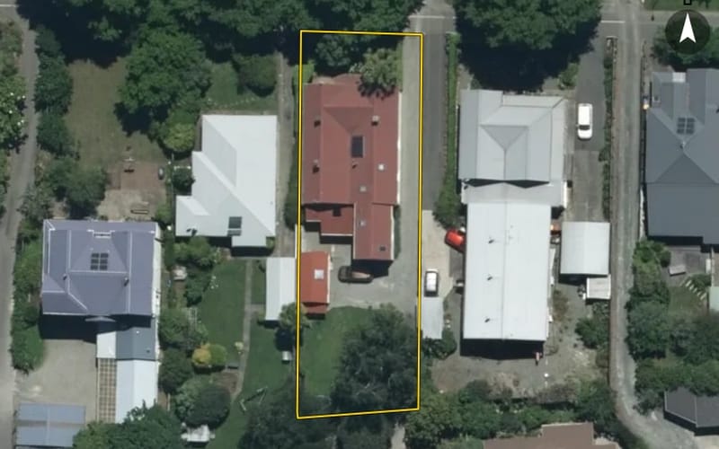 198 Nile Street East