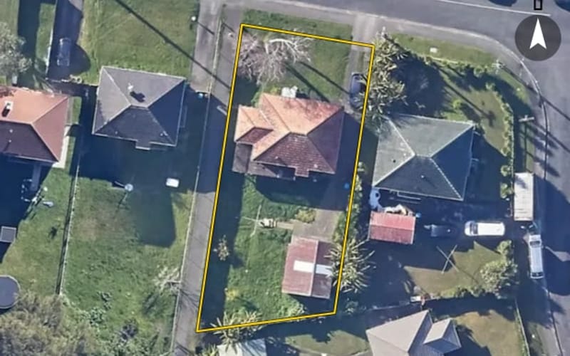 17 Aurora Avenue