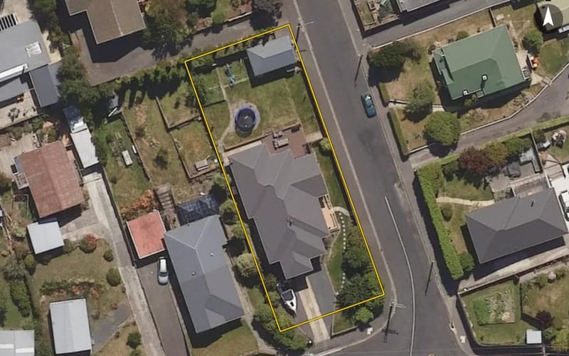 24 Neill Street