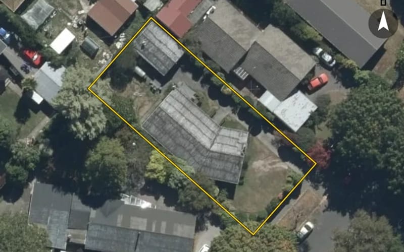 35 Burnside Crescent