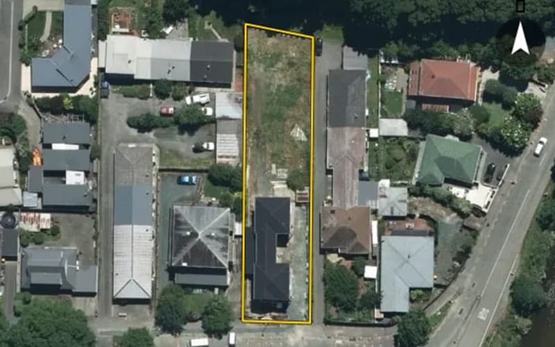 209 Nile Street East