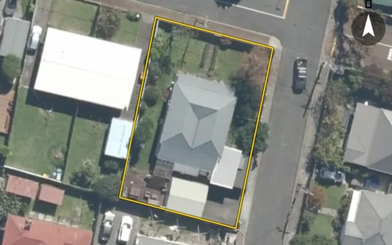 12 Alice Street
