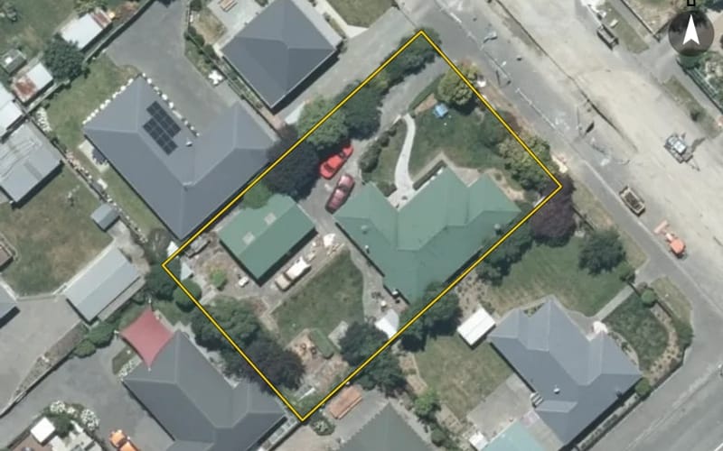 21 Saunders Road