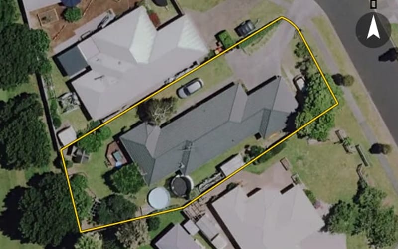 3 Anchor Close