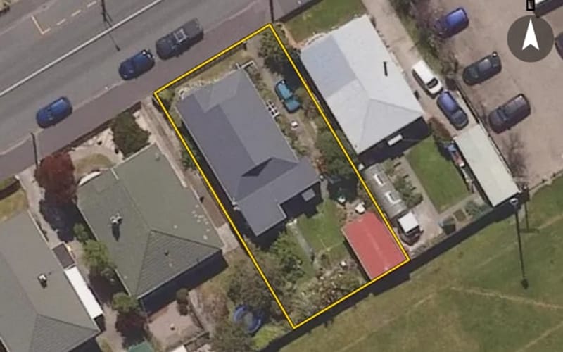 237 Macandrew Road