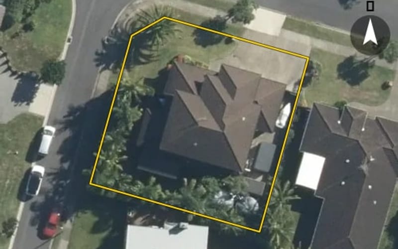 8 Pine Harbour Parade