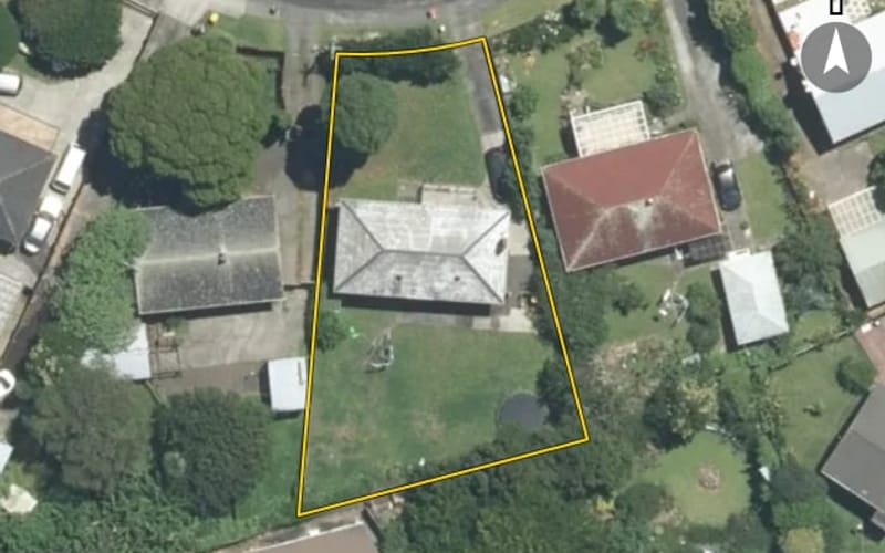 6 Tui Crescent