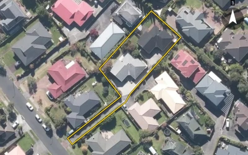2/40 Simmental Crescent