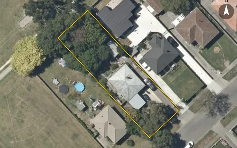 11 Barton Avenue