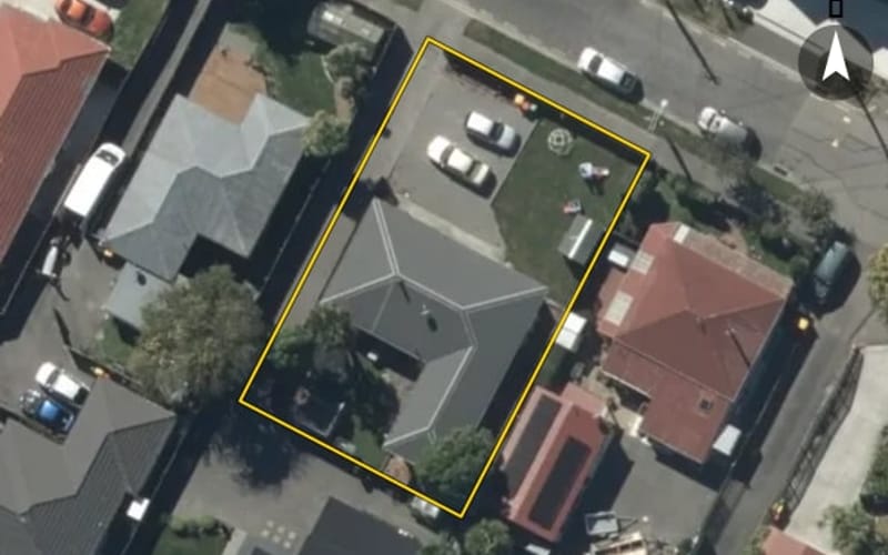 32 Edmonds Street